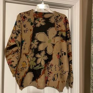 NWOT flower cashmere like sweater one size
